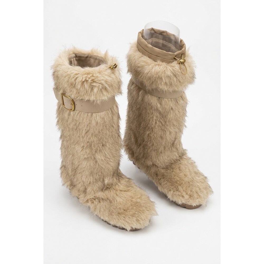 Zara Ski Collection Faux Fur Ankle Boots Belted Off White NWT Size 7.5 US EU 38